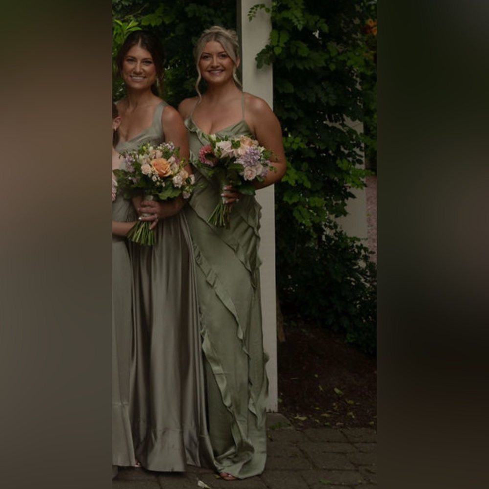 Show me your mumu romance ruffle dress